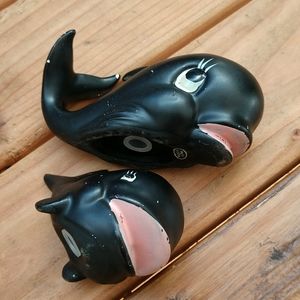 Vtg mom and baby 🐋 shakers